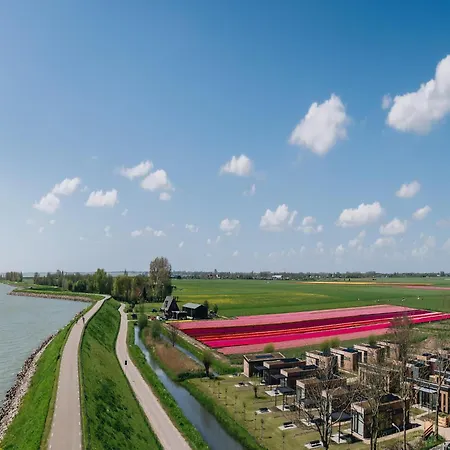 Hébergement de vacances Luxurious With Two Bathrooms, Markermeer *