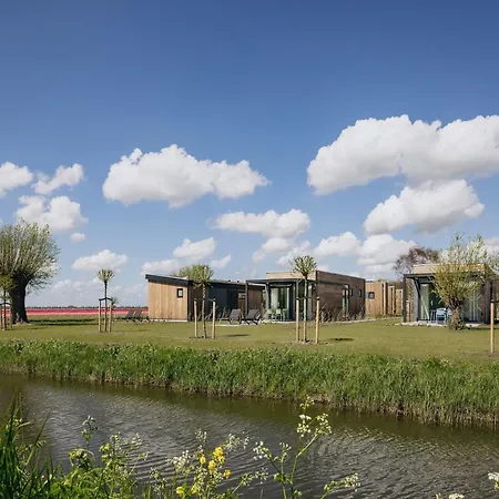 Luxurious With Two Bathrooms, Markermeer * Wijdenes